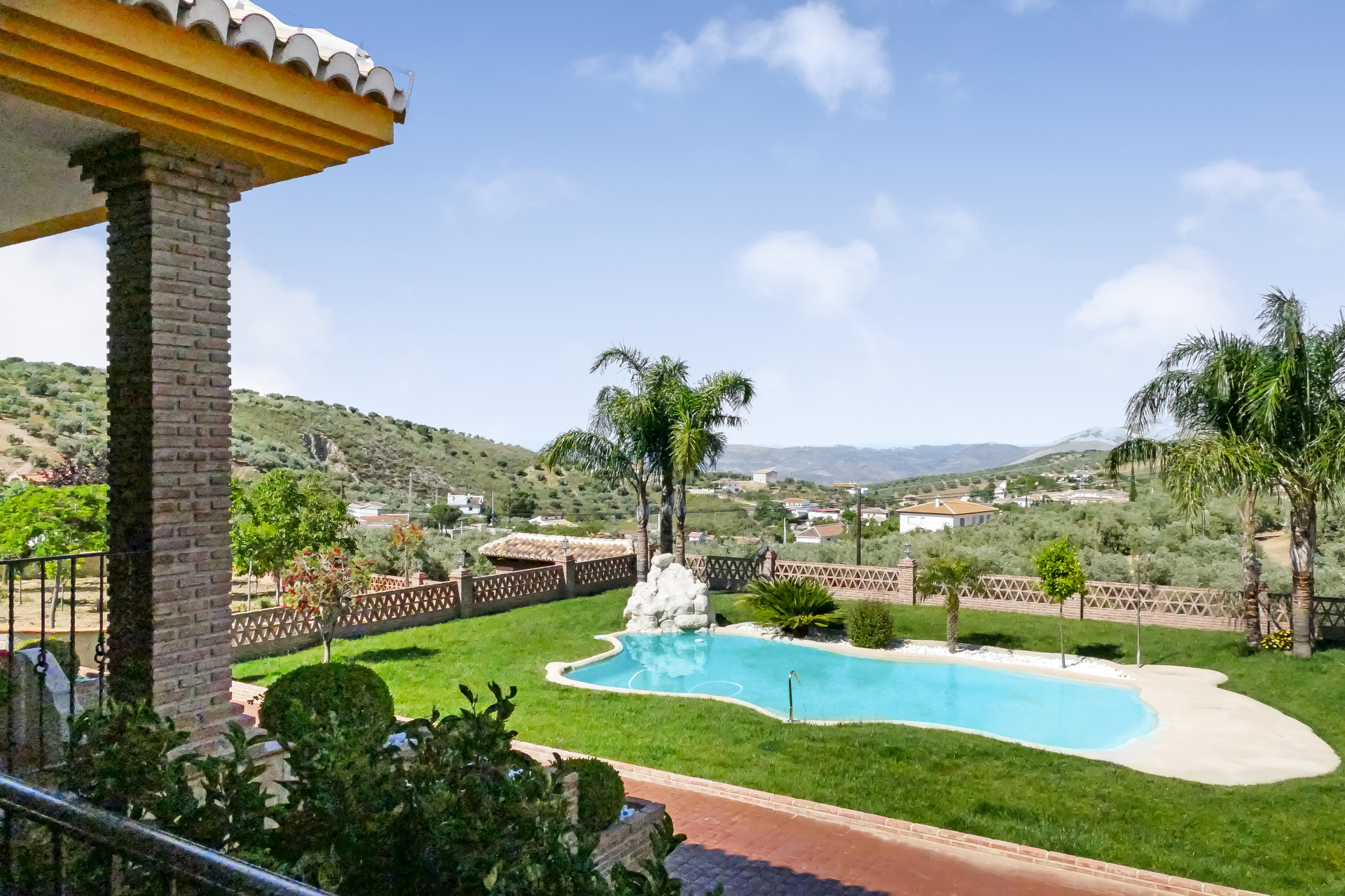 Villa te koop in Costa del Sol 3