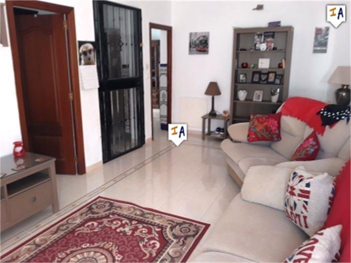 Villa for sale in Towns of the province of Seville 4