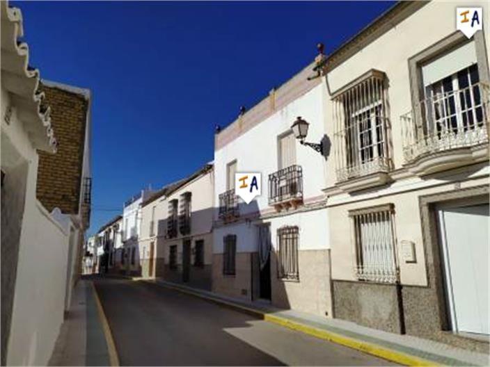 Townhouse te koop in Towns of the province of Seville 12