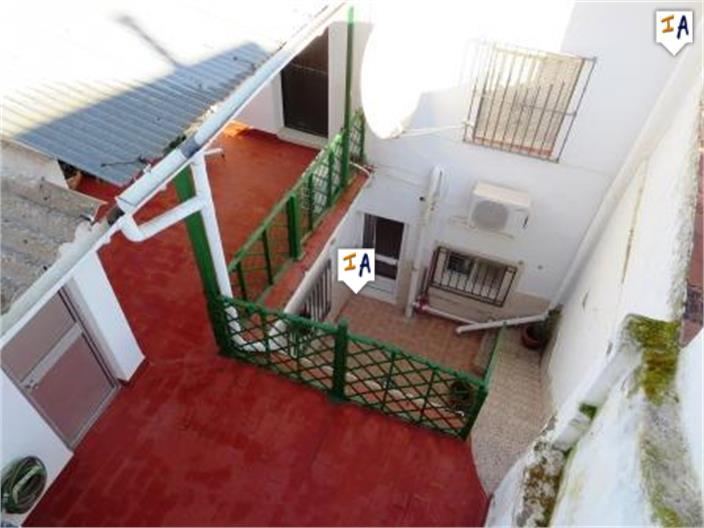 Townhouse te koop in Towns of the province of Seville 3