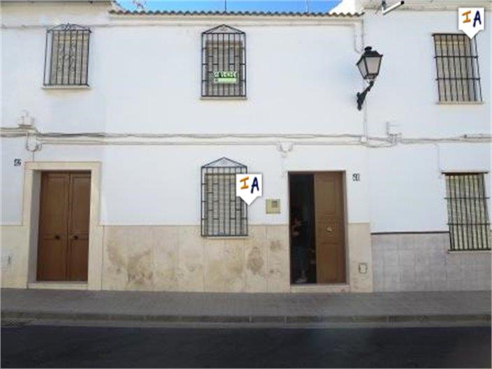 Townhouse for sale in Sevilla City 1