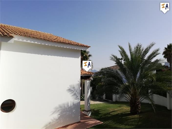Villa for sale in Tarifa and Campo De Gibraltar 8