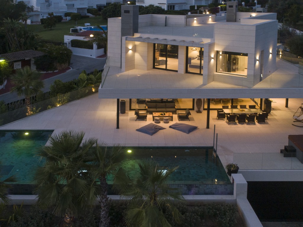Villa à vendre à Marbella - Puerto Banús 1