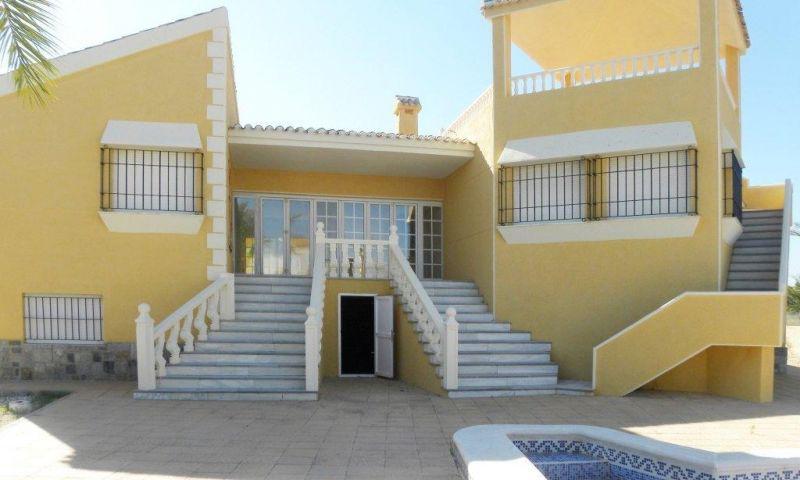 Haus zum Verkauf in La Manga del Mar Menor 5