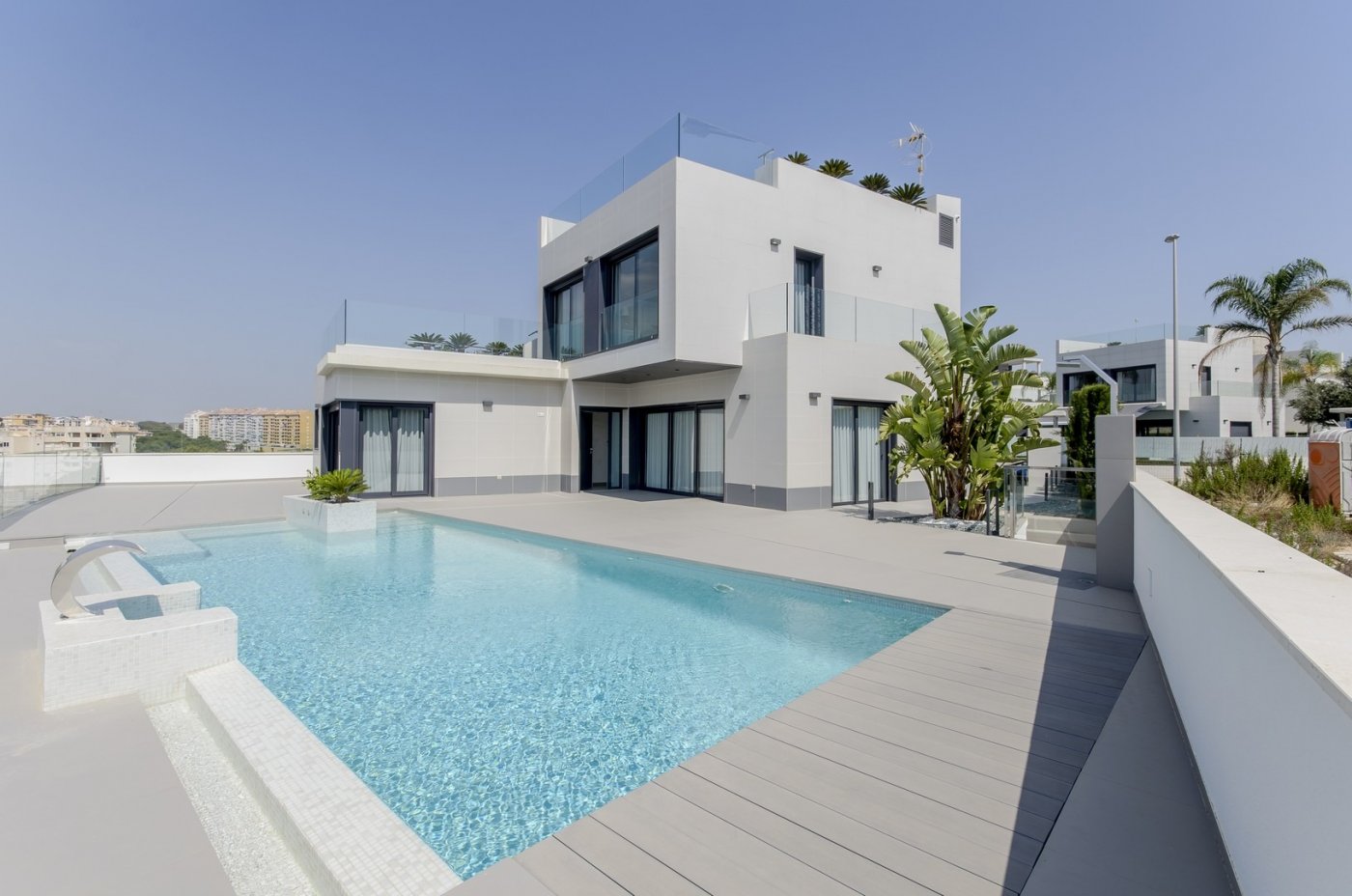 Villa for sale in Torrevieja and surroundings 94