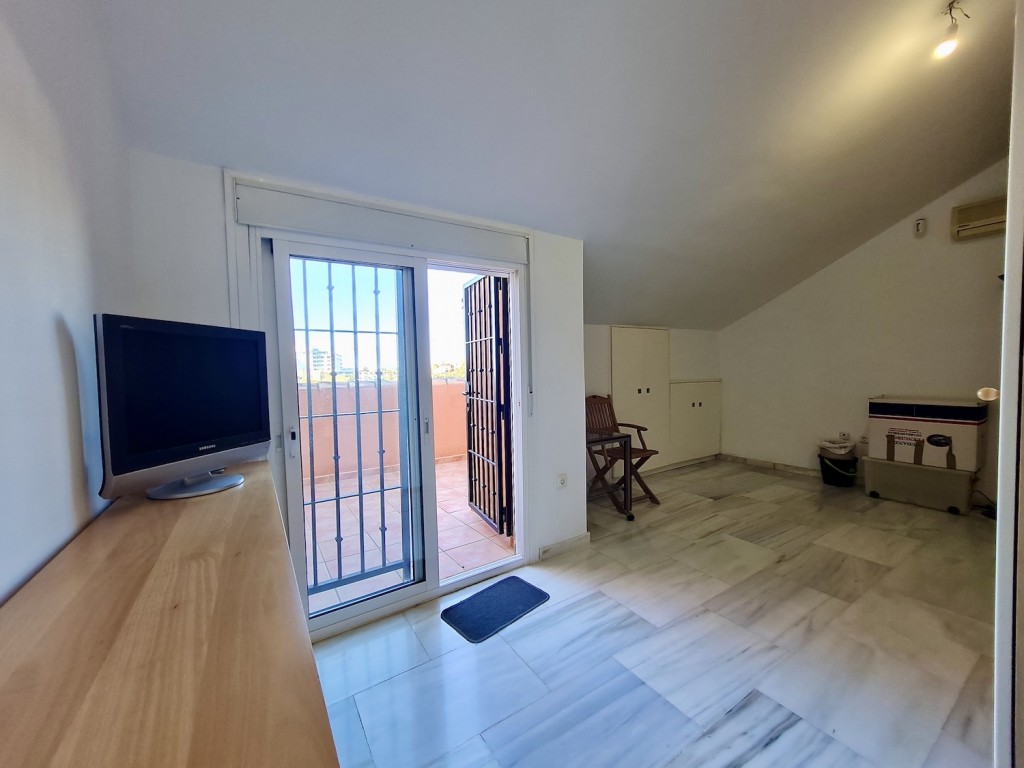 Townhouse for sale in Fuengirola 8