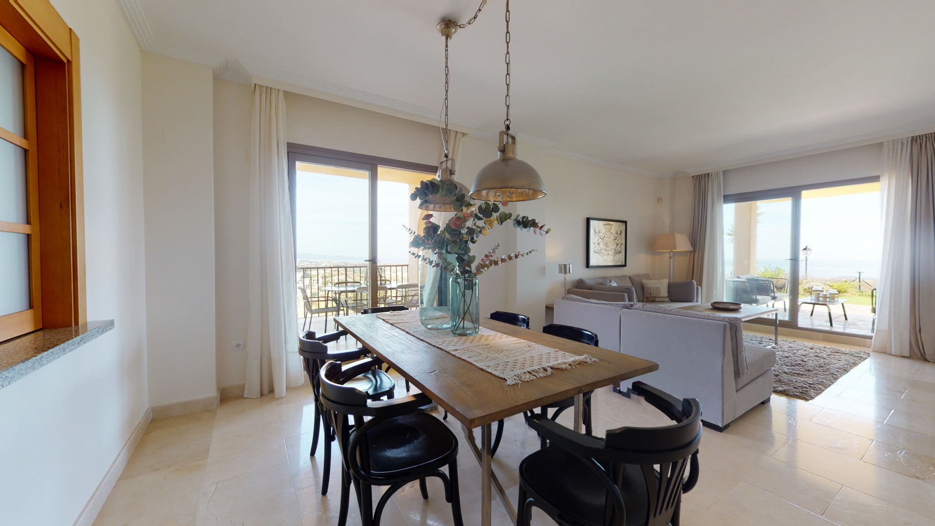 Apartamento en venta en Benahavís 31