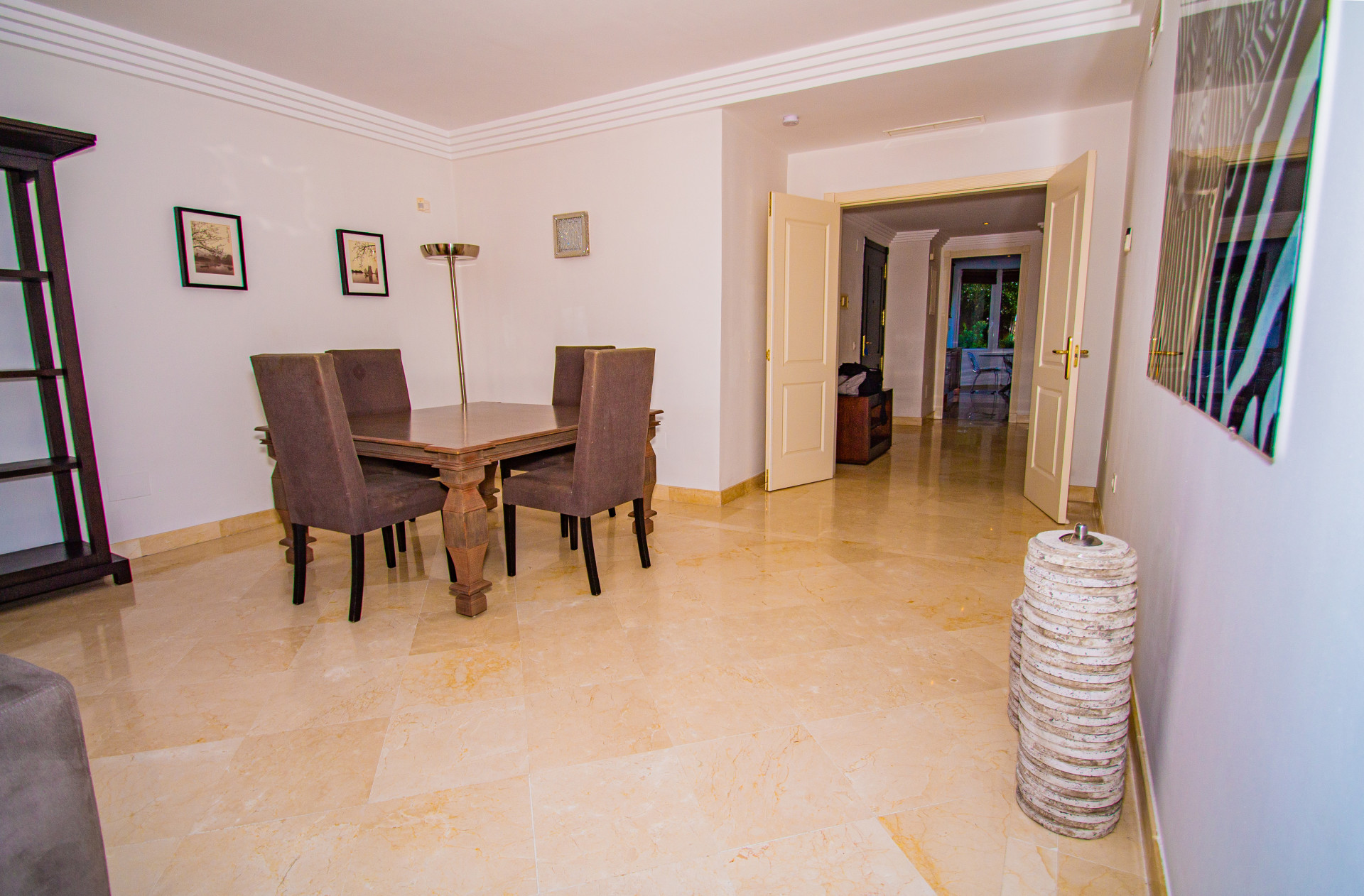 Apartment for sale in Marbella - Nueva Andalucía 7