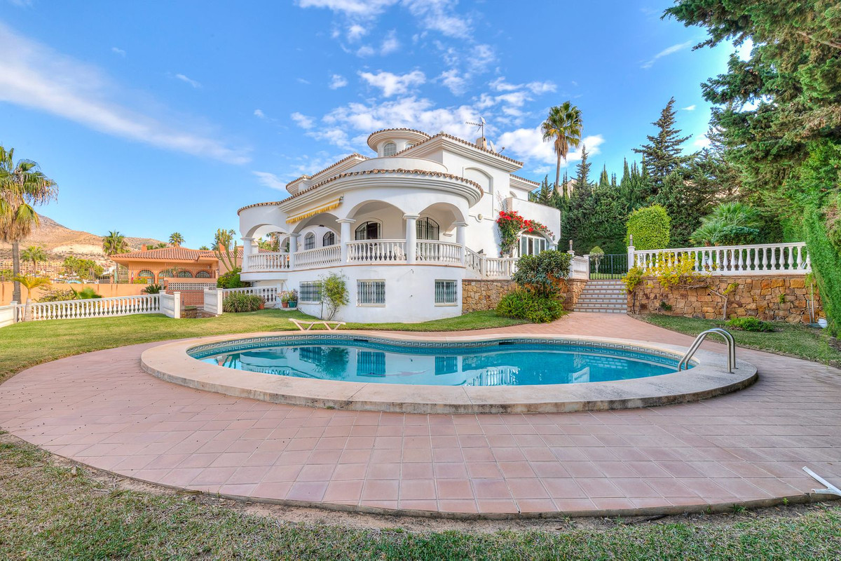 Villa for sale in Benalmádena 8