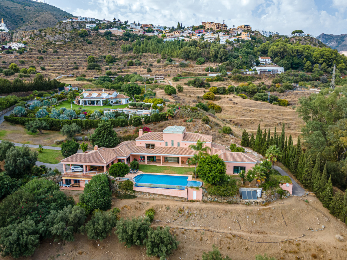 Villa à vendre à Benalmádena 1