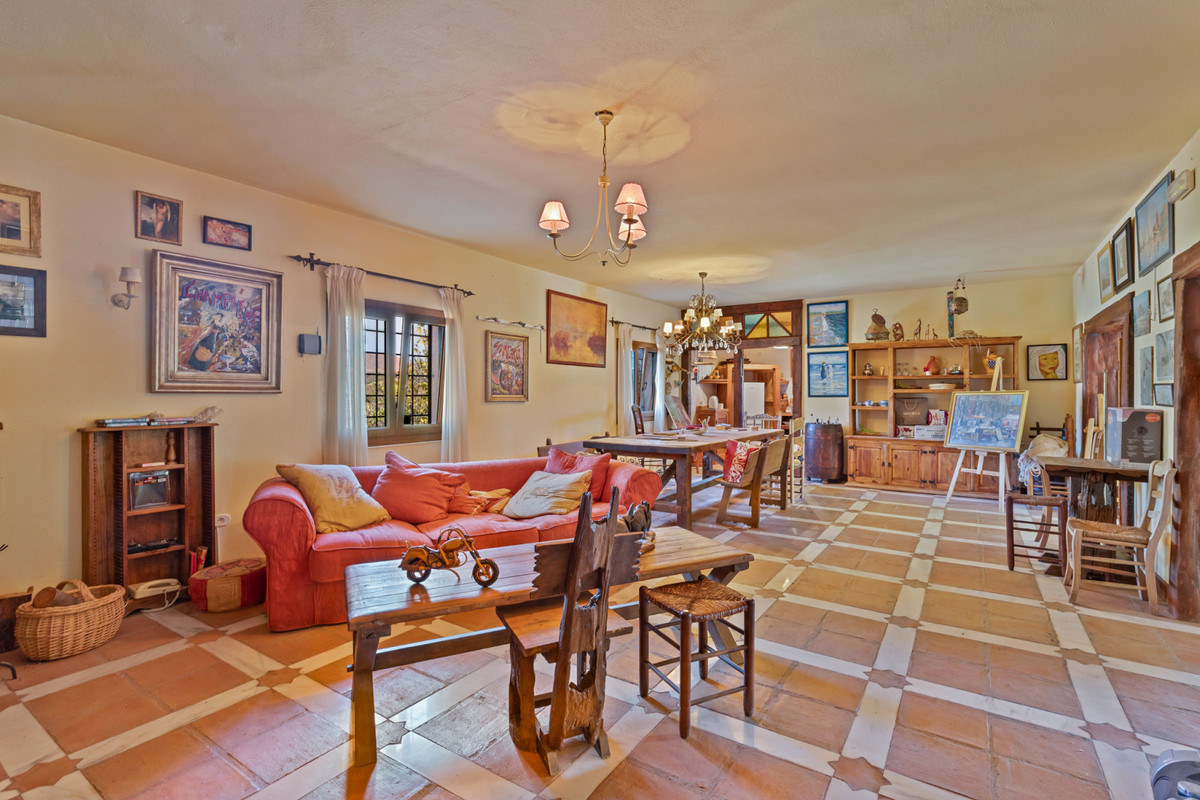 Countryhome for sale in Mijas 6