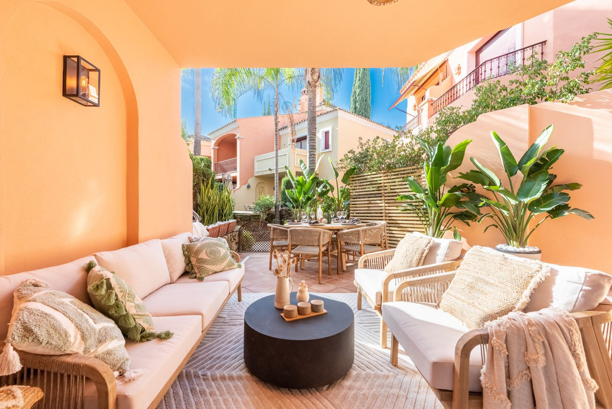 Townhouse for sale in Marbella - Golden Mile and Nagüeles 25