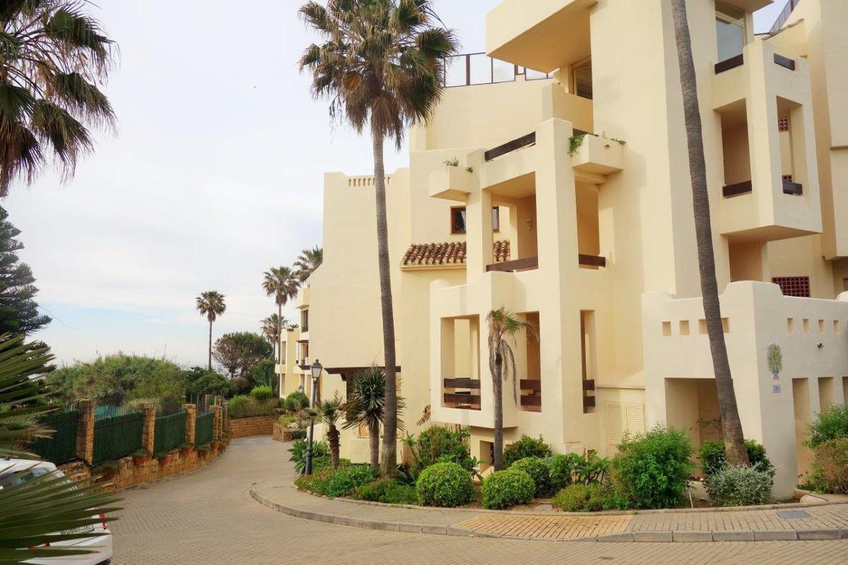 Appartement te koop in Estepona 16