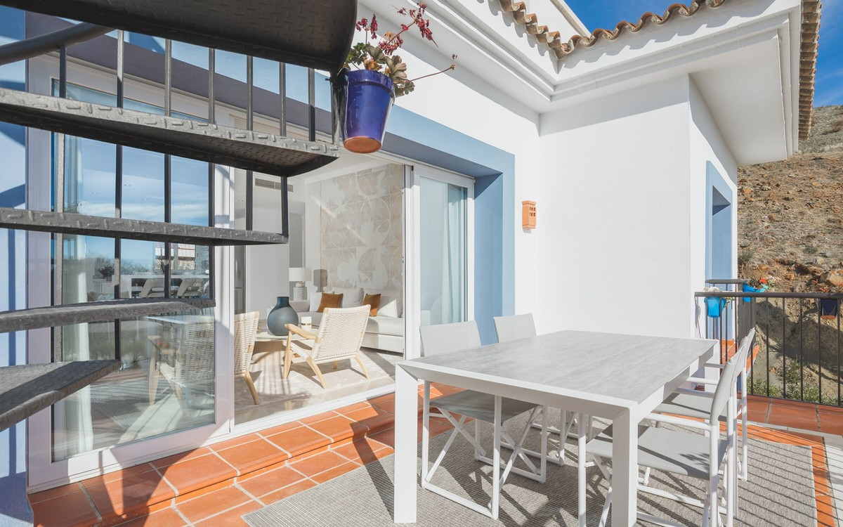 Penthouse te koop in Estepona 12