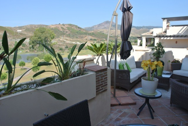 Apartment for sale in Benahavís 15