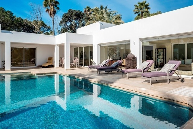 Villa te koop in Estepona 27