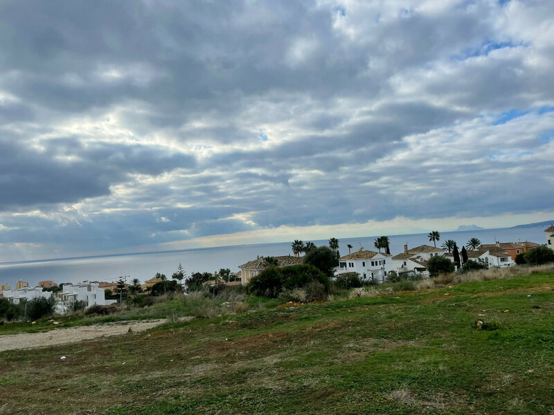 Plot en venta en Estepona 23