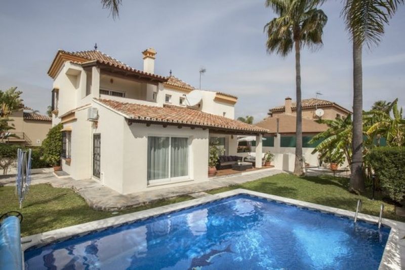 Property Image 465857-nueva-andalucia-villa-5-4