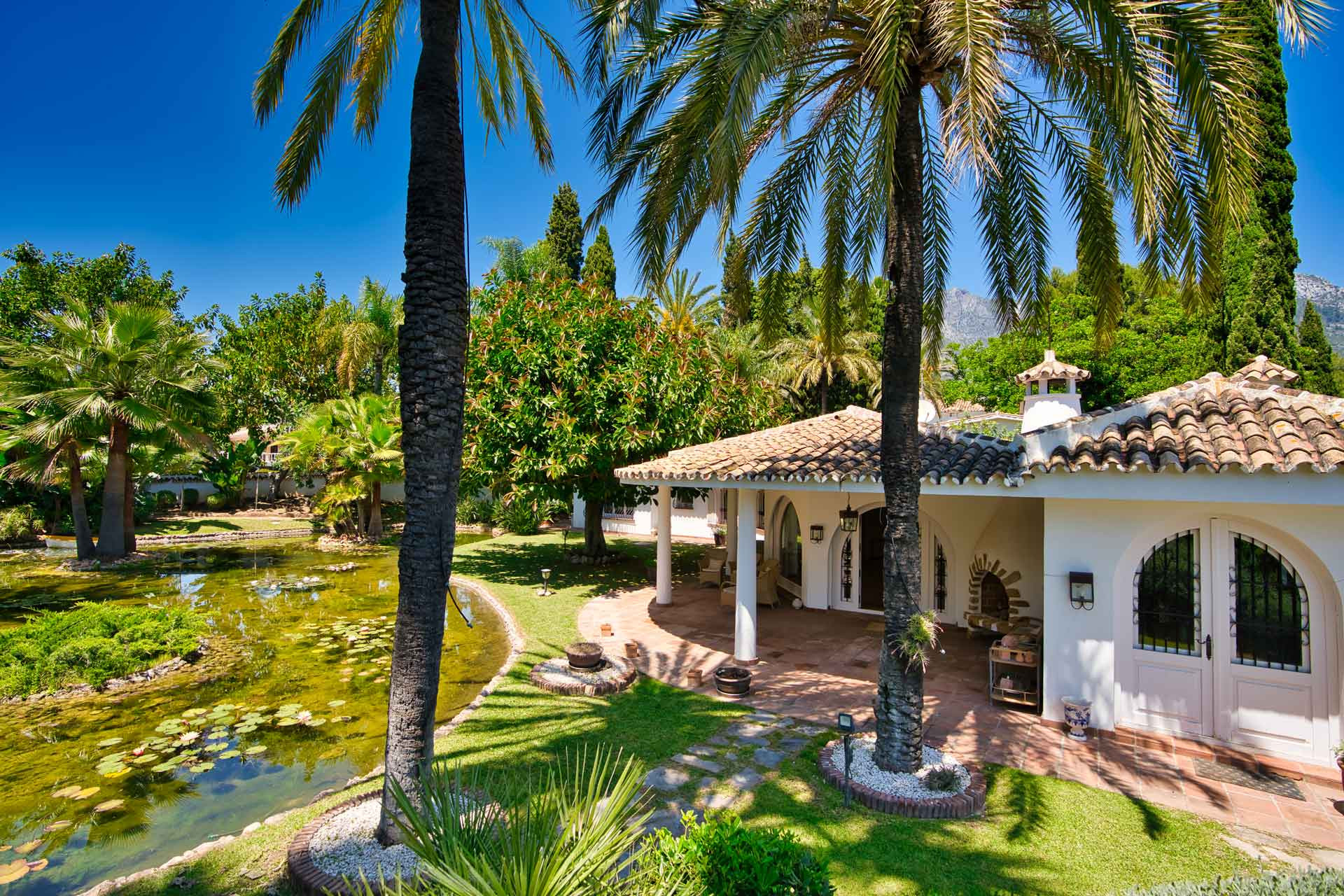 Villa for sale in Marbella - Golden Mile and Nagüeles 36