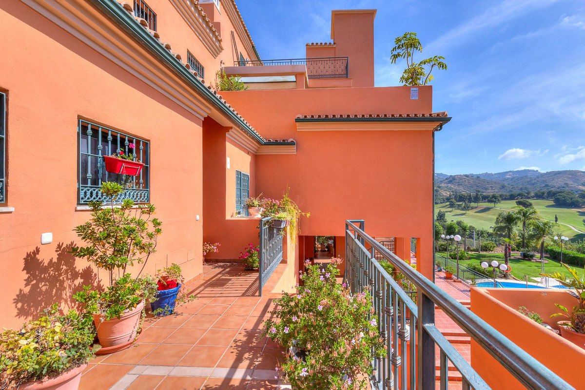 Penthouse for sale in Marbella - East 21