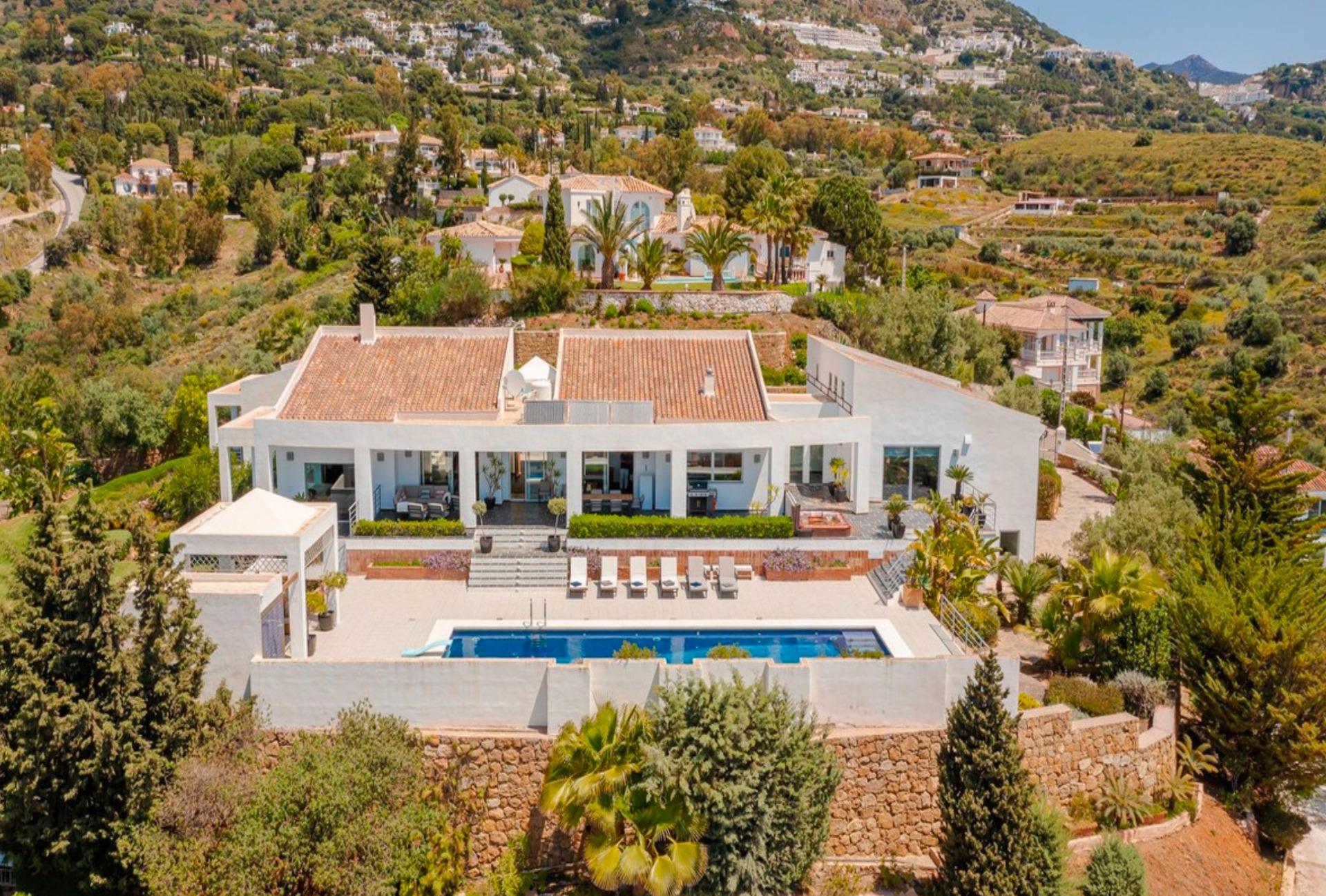 Villa for sale in Mijas 42