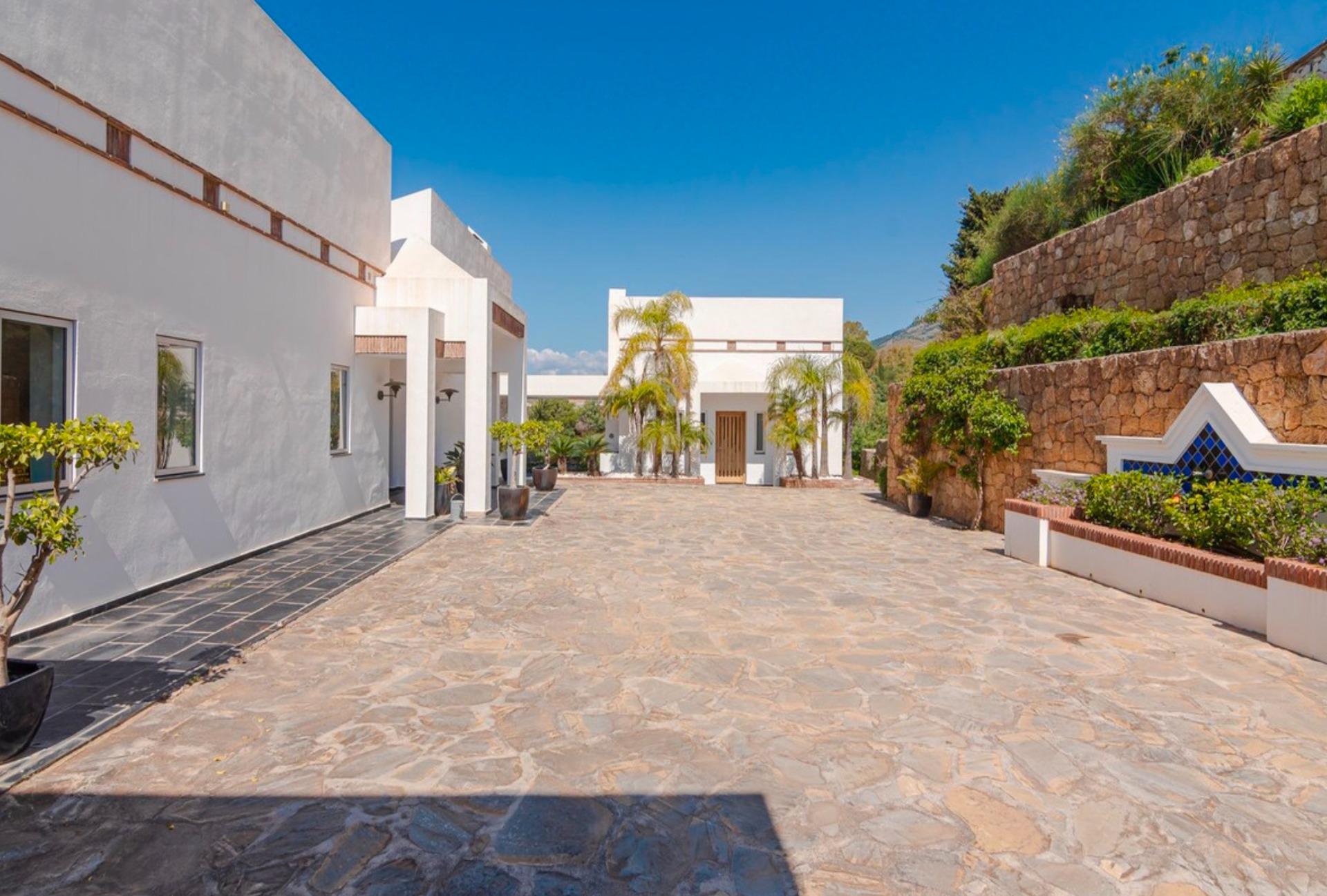 Villa for sale in Mijas 7