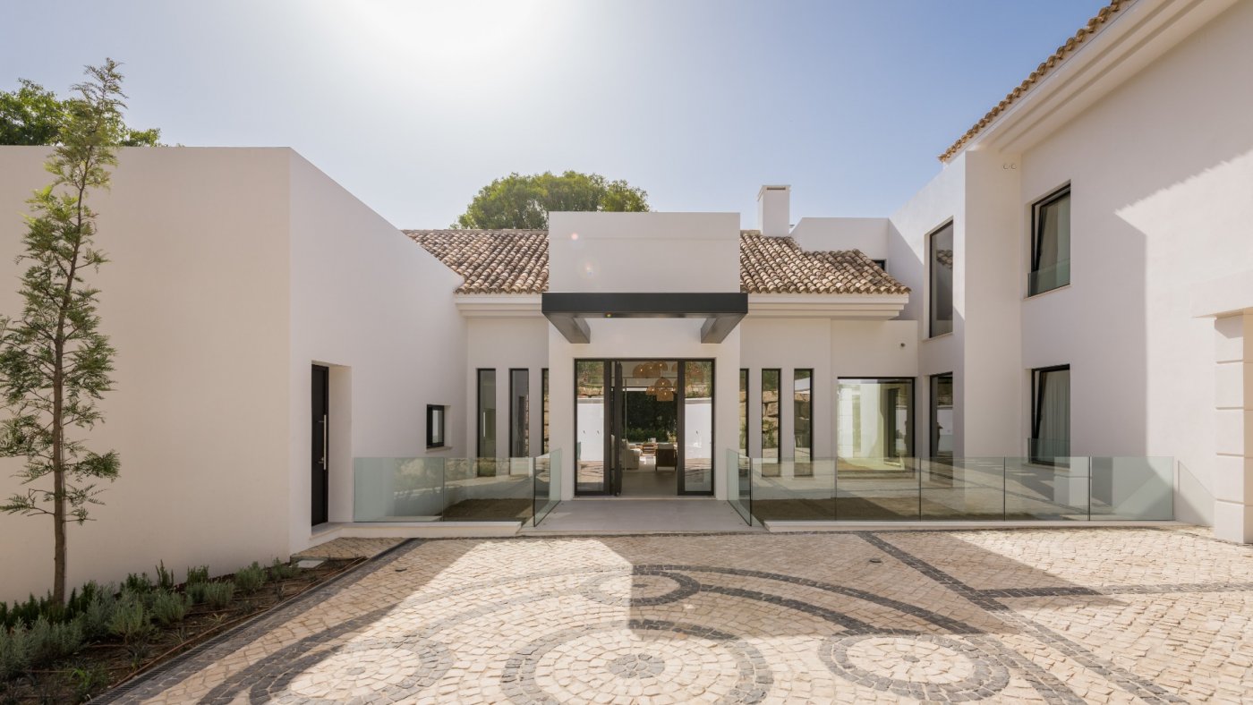 Villa à vendre à Estepona 8