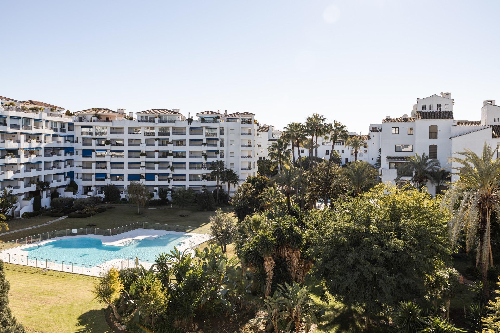 Квартира для продажи в Marbella - Nueva Andalucía 24