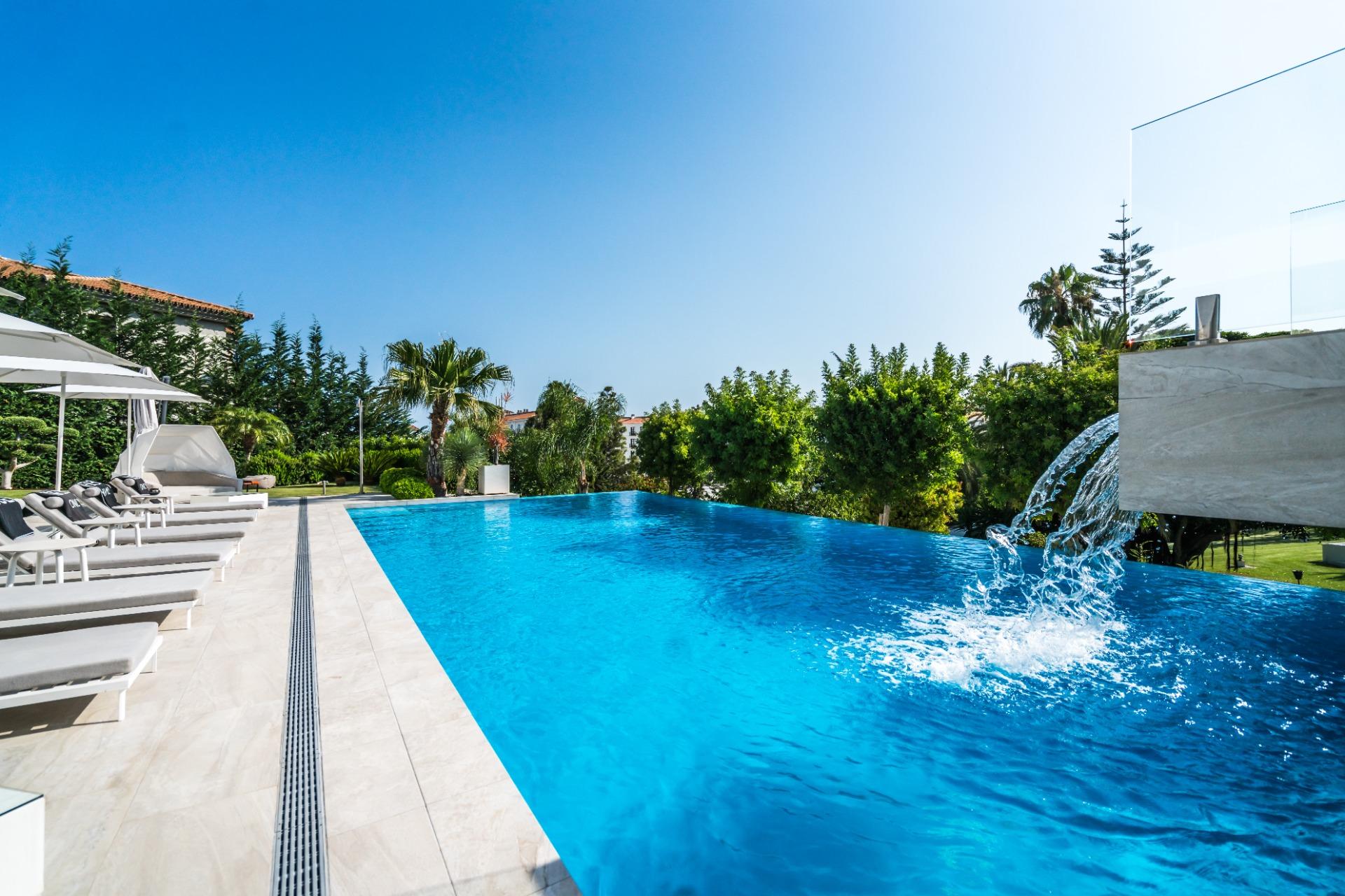 Villa te koop in Marbella - Nueva Andalucía 9