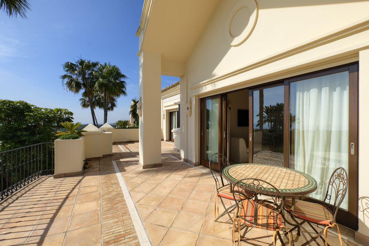 Villa for sale in Marbella - East 55
