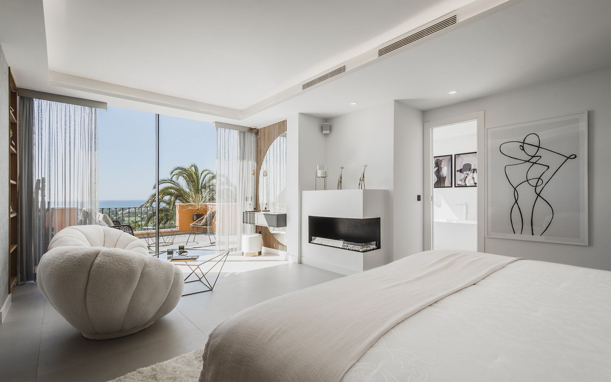Penthouse for sale in Marbella - Nueva Andalucía 13
