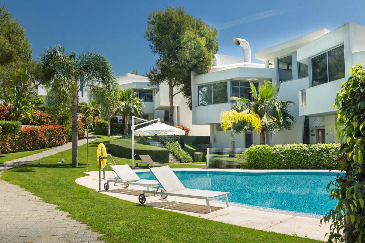 Townhouse for sale in Marbella - East 11