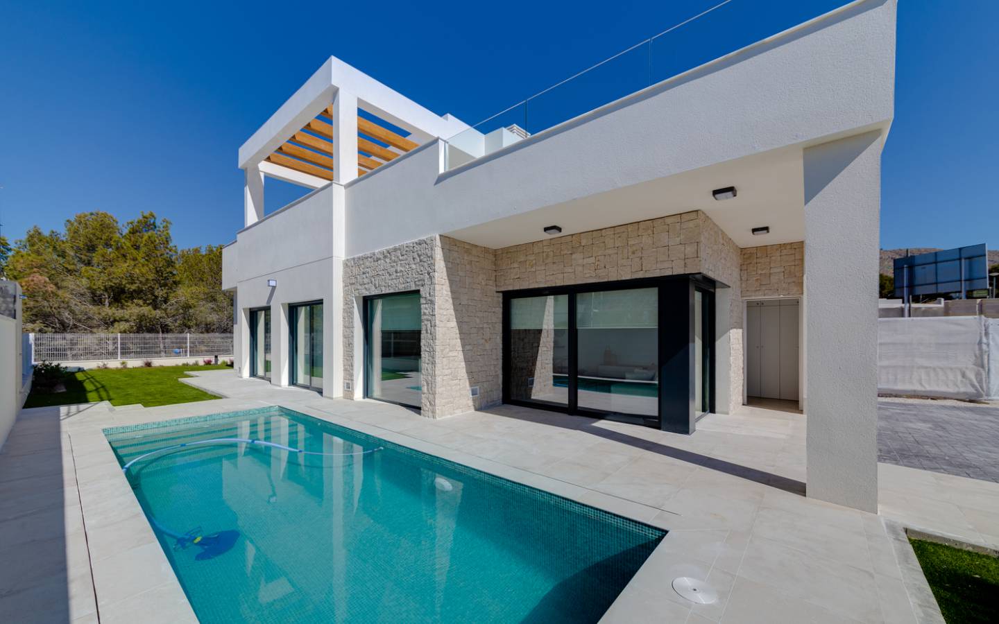 Villa for sale in Alicante 14