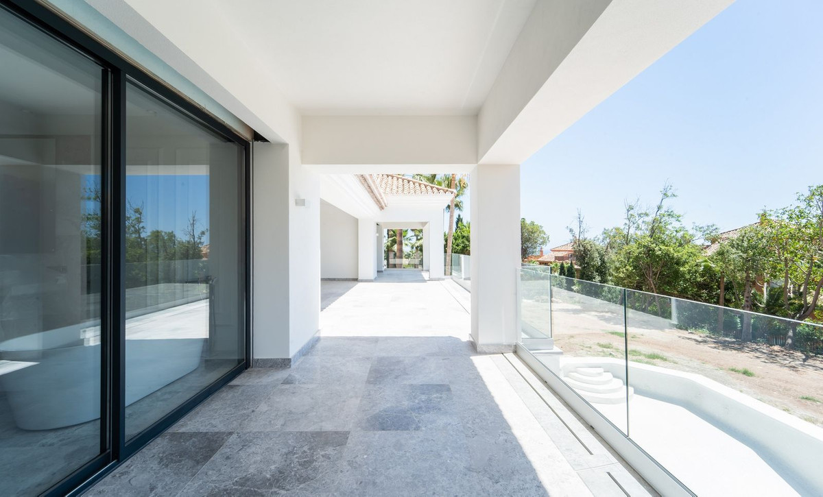Villa te koop in Marbella - East 25