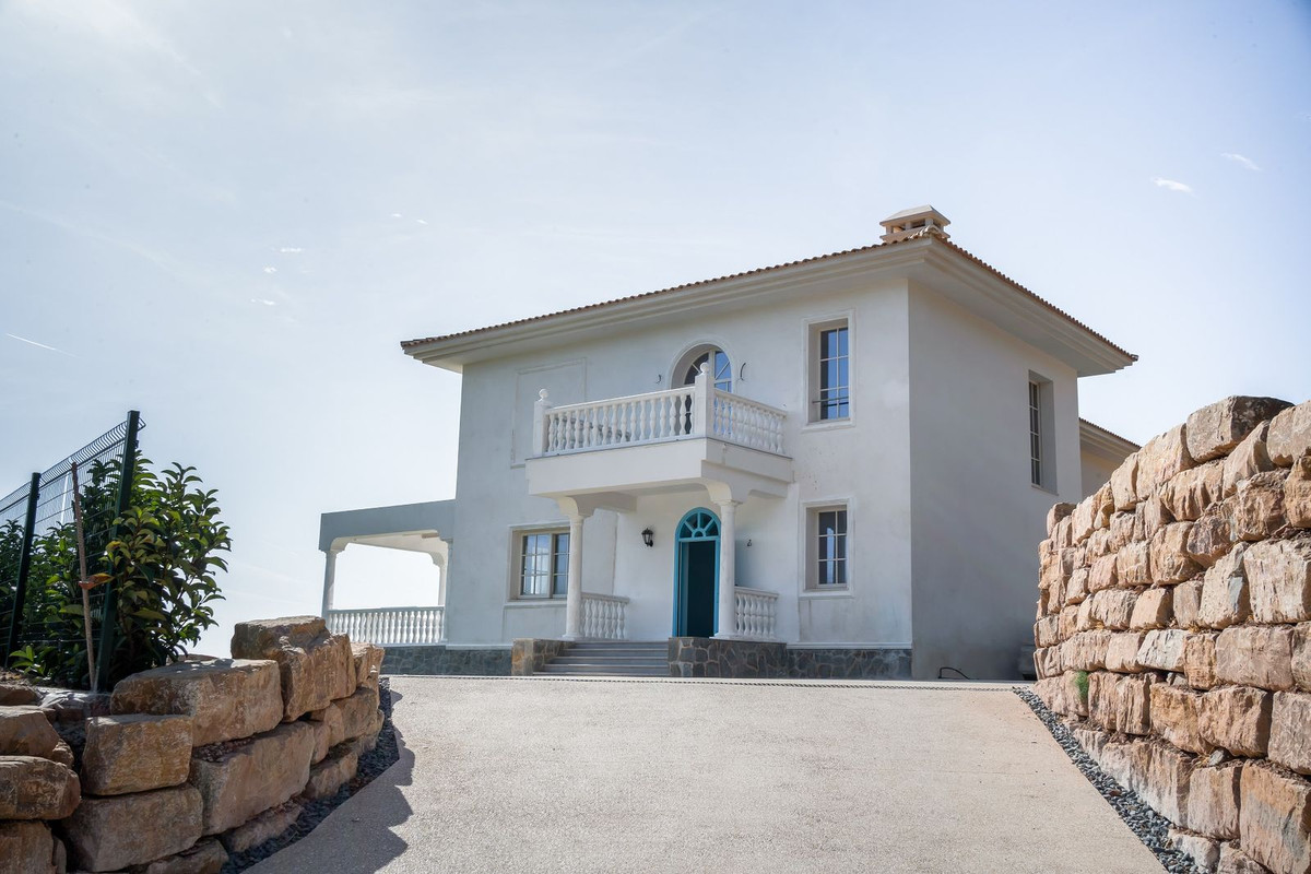 Villa for sale in Benahavís 6