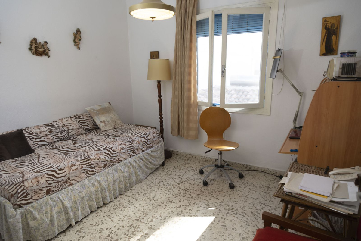Villa for sale in Fuengirola 43