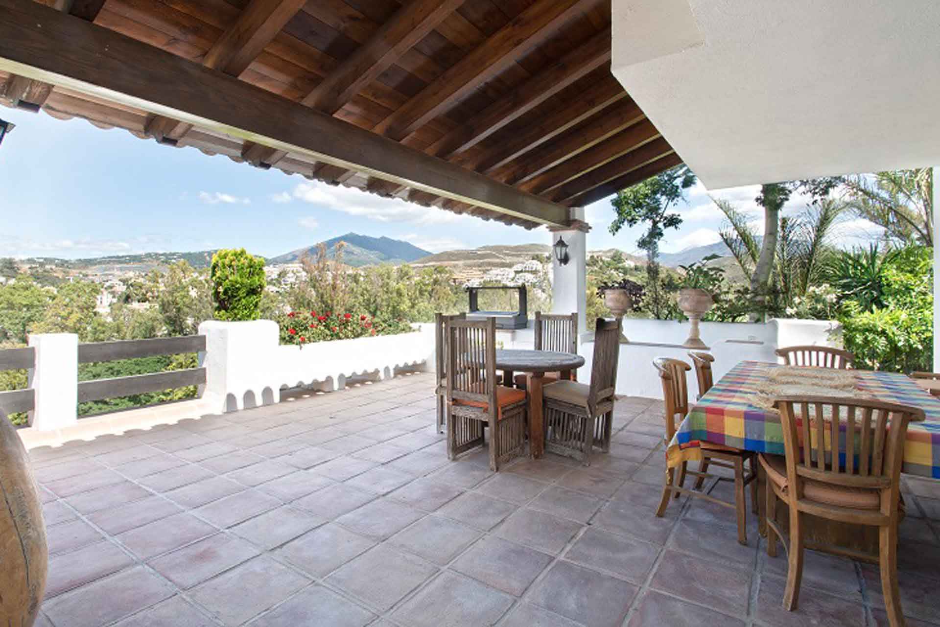Villa for sale in Marbella - Nueva Andalucía 13