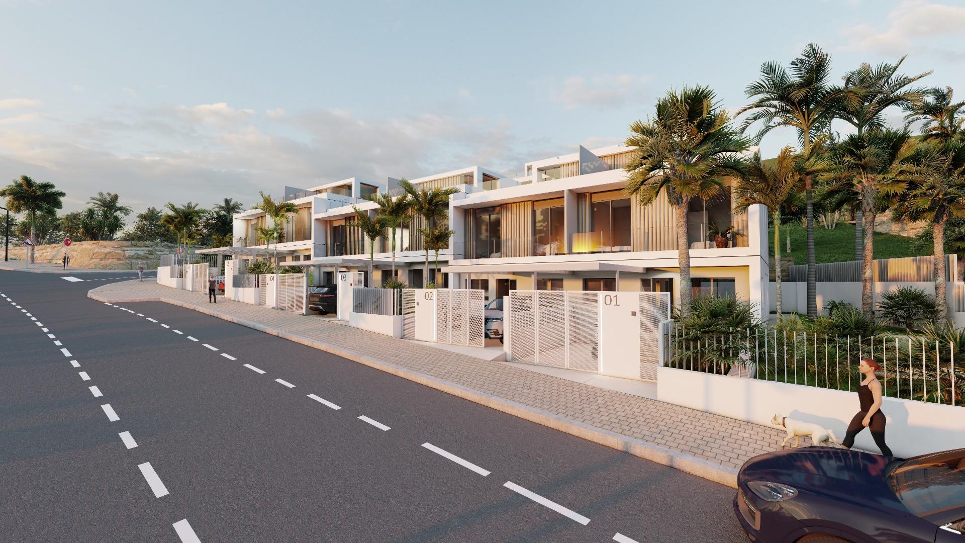 Adosada en venta en Estepona 3