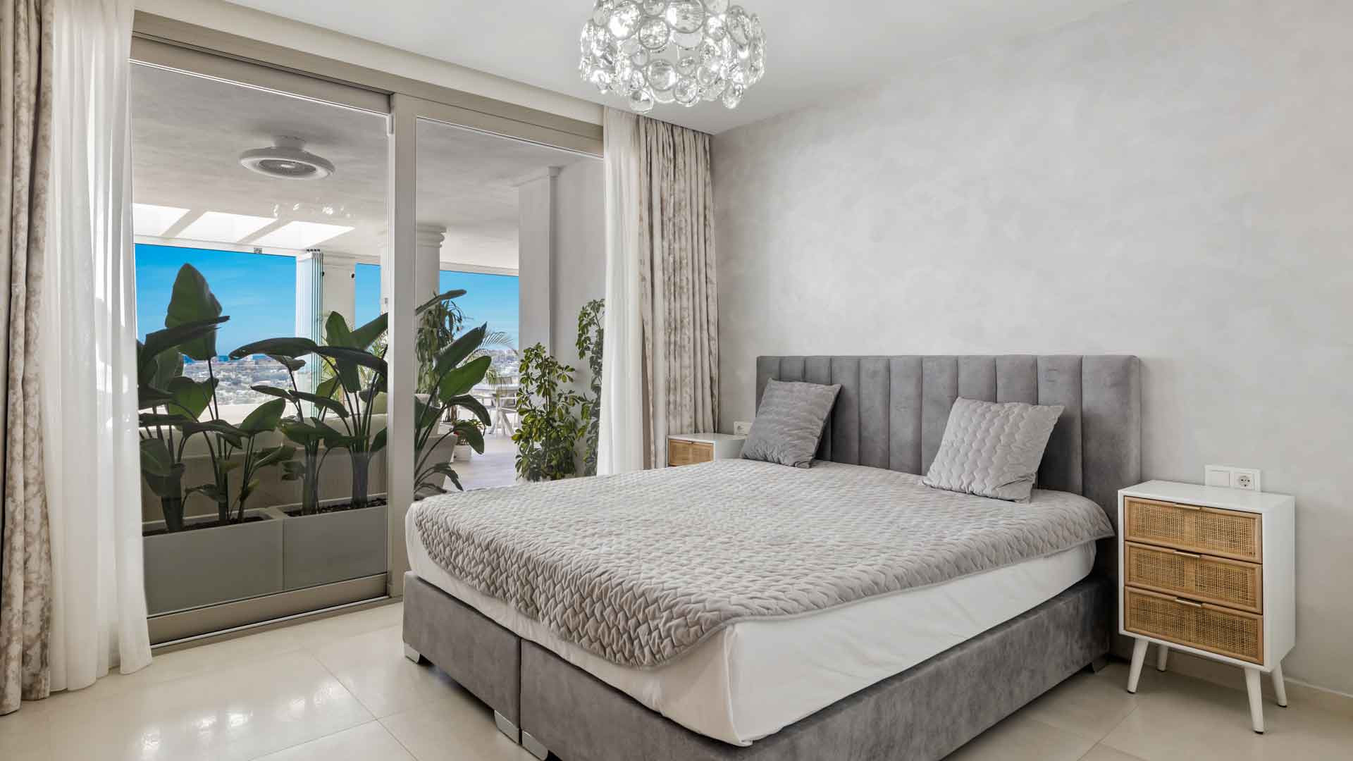 Apartment for sale in Marbella - Nueva Andalucía 32