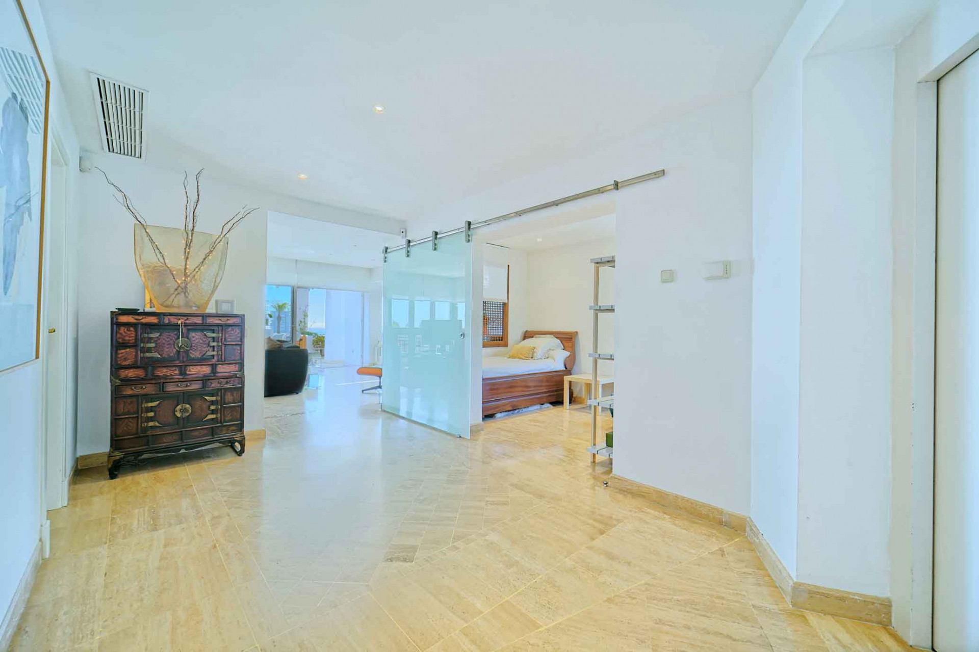 Apartment for sale in Marbella - East 17