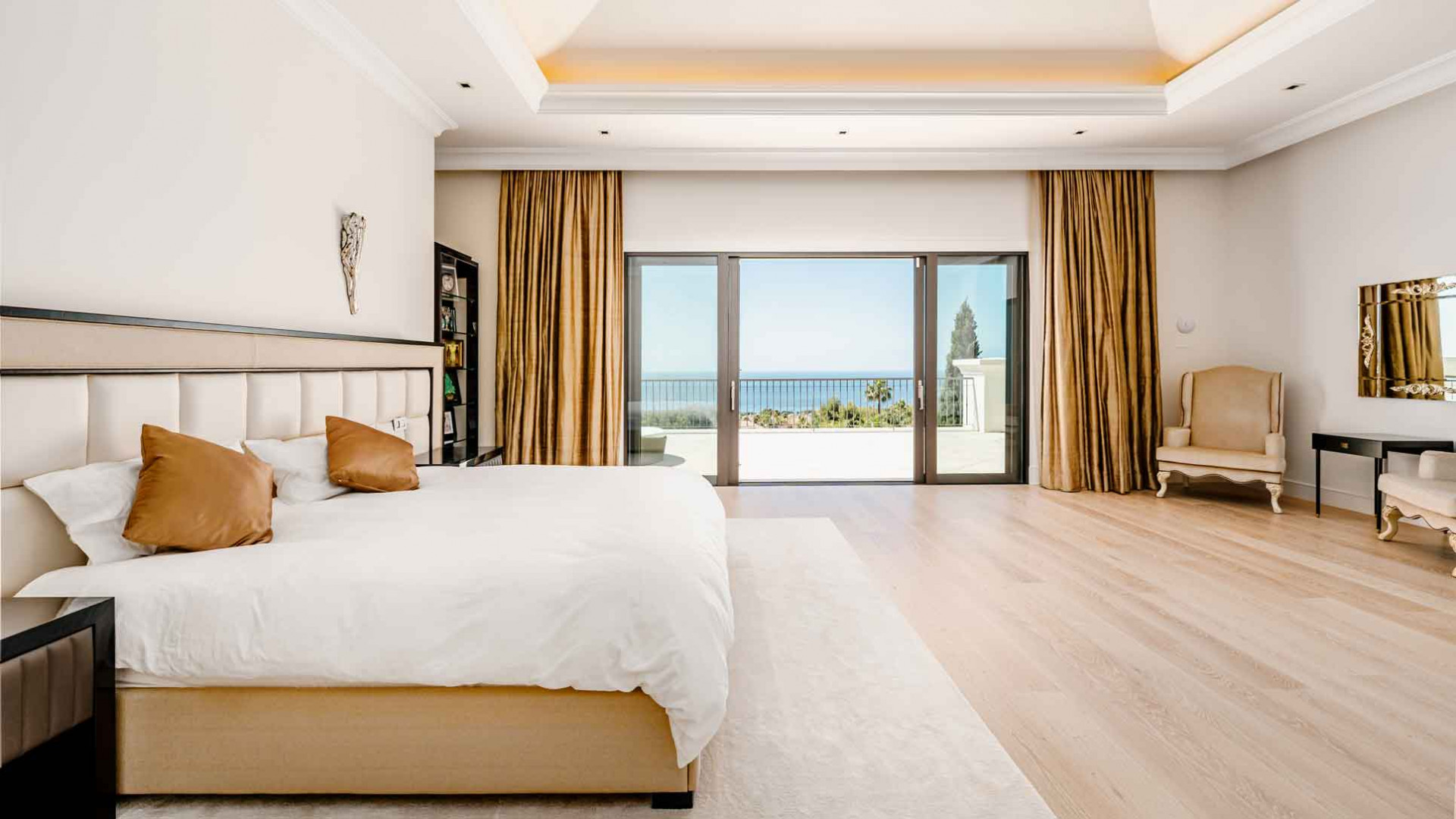 Villa for sale in Marbella - Golden Mile and Nagüeles 13