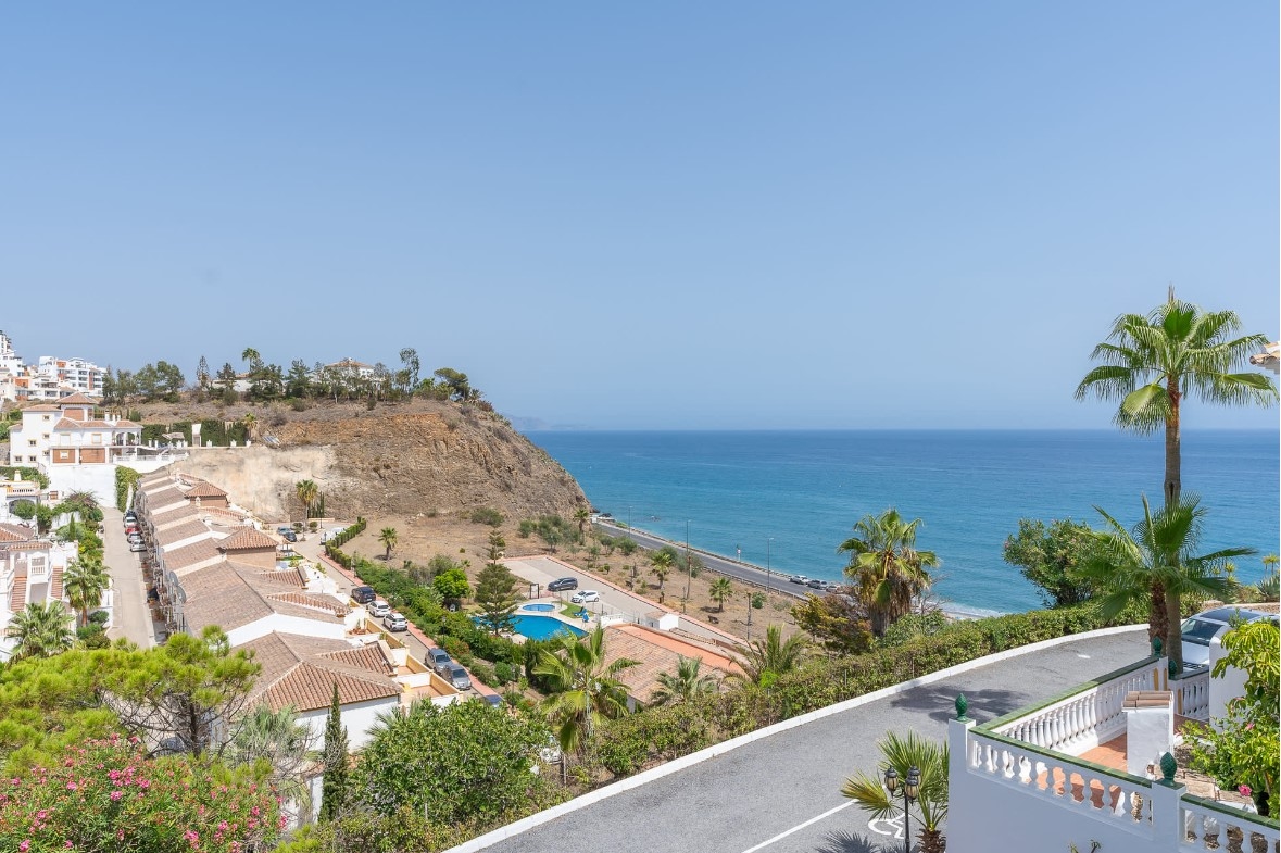 Apartment for sale in Torrox 15