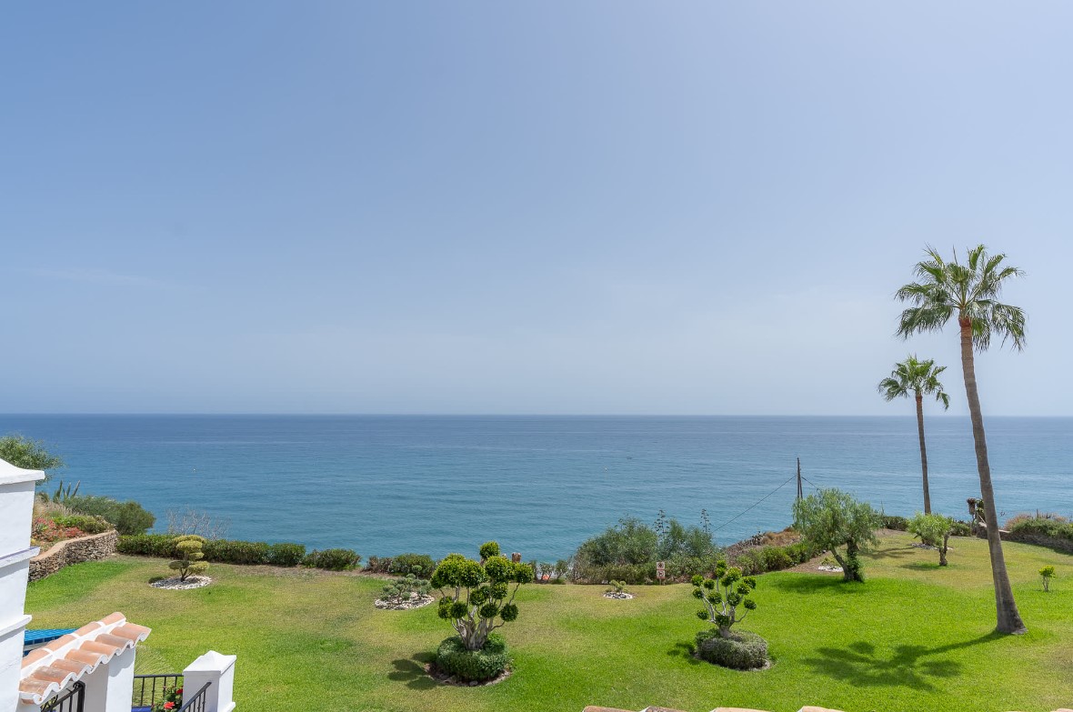 Apartment for sale in Torrox 2