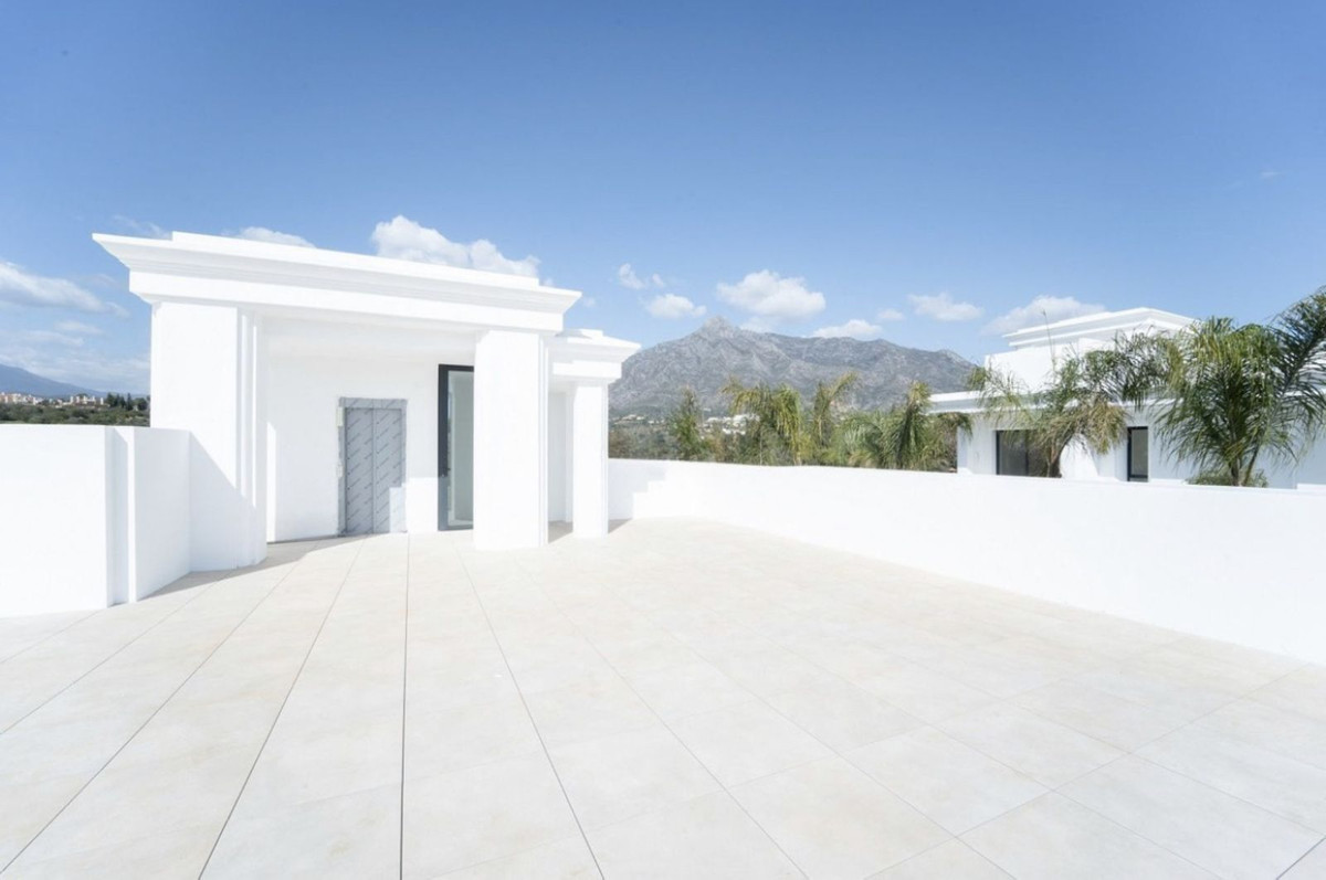 Villa for sale in Marbella - Golden Mile and Nagüeles 21