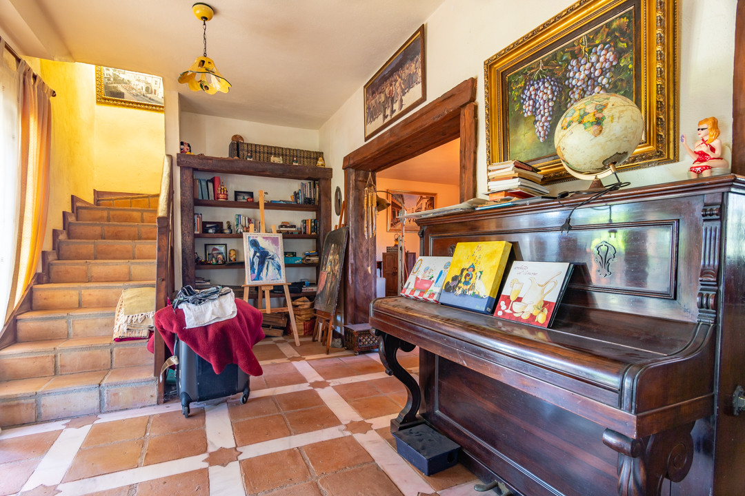 Countryhome for sale in Mijas 24