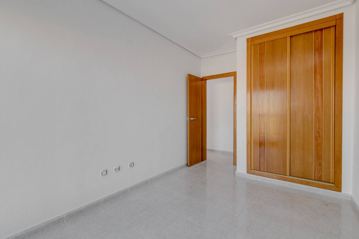 Apartment for sale in Torrevieja and surroundings 9
