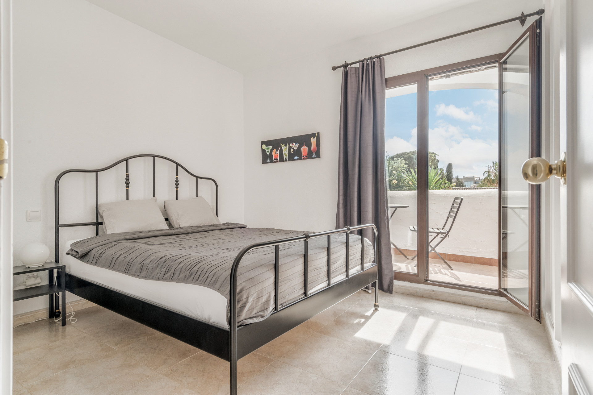 Apartment for sale in Marbella - Nueva Andalucía 9