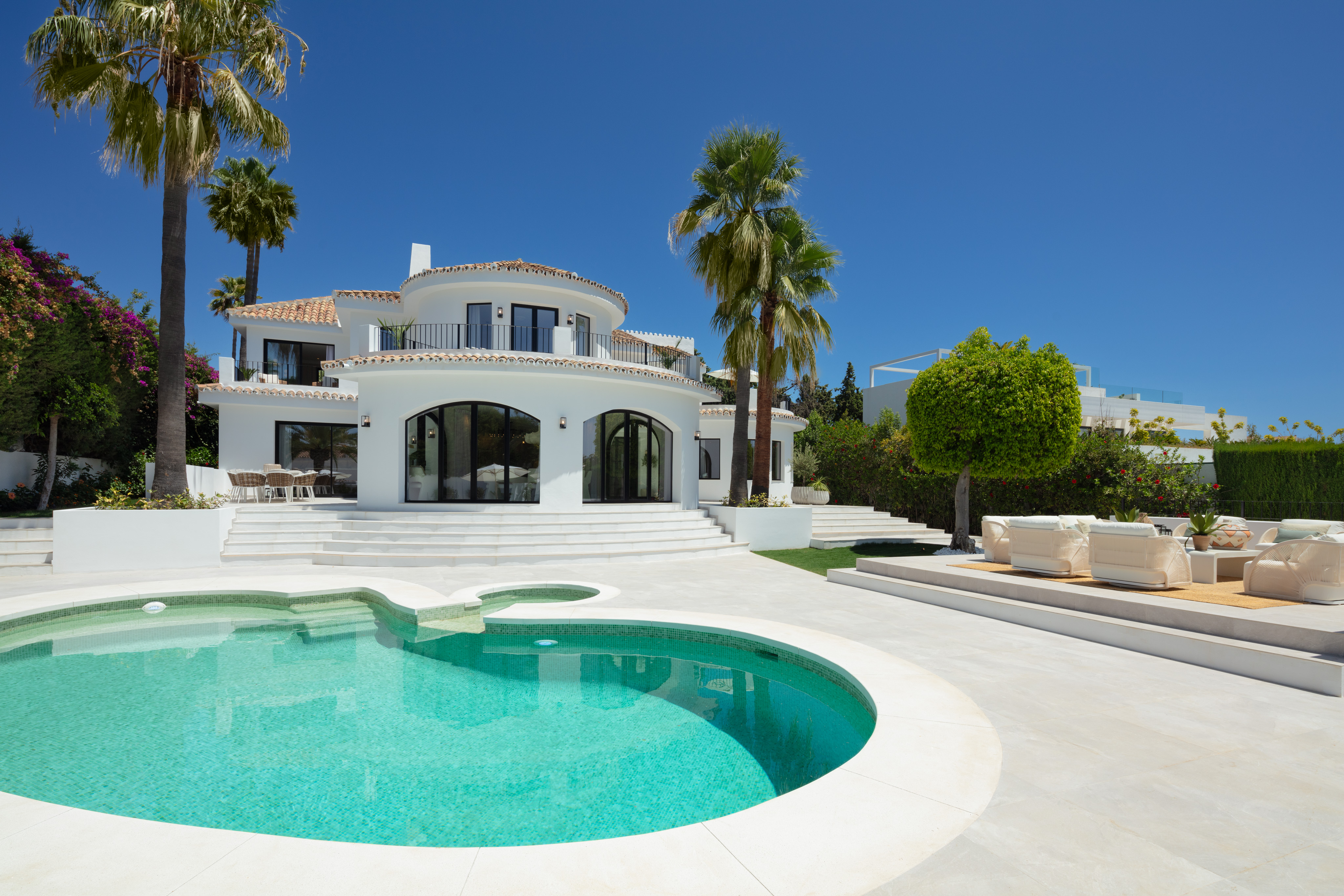 Villa for sale in Marbella - Nueva Andalucía 38