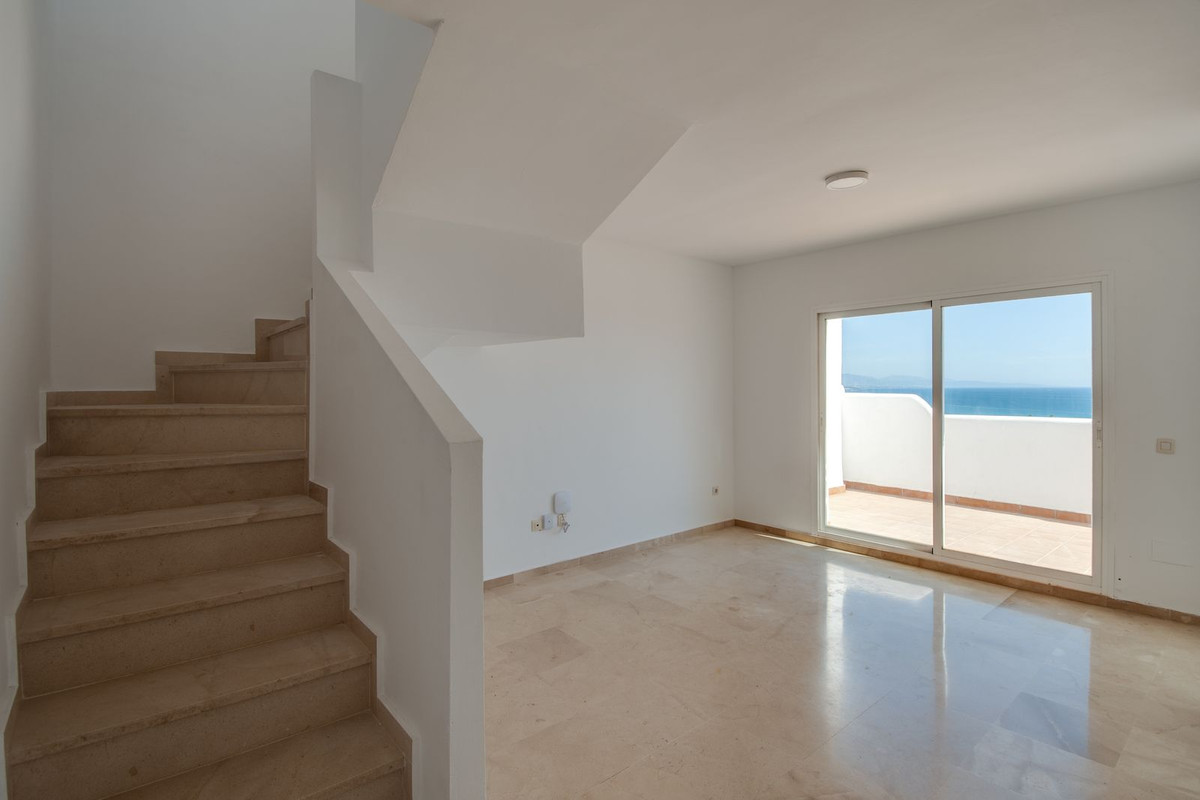 Penthouse for sale in Casares 32