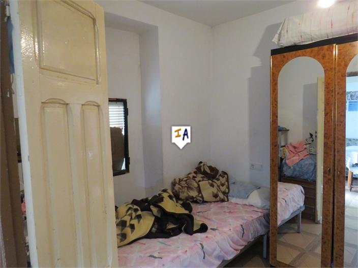 Townhouse for sale in Valencia City 9